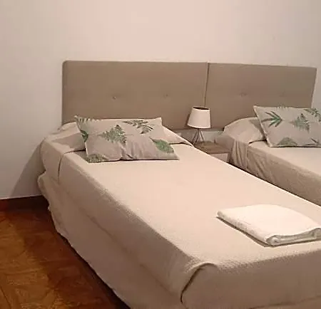 Casa Leon Bed & Breakfast